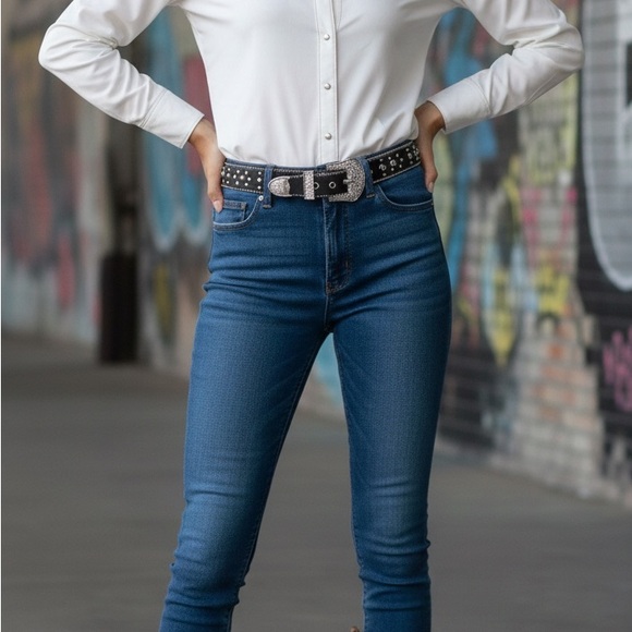 Kathy Van Zeeland Black Western Rhinestone Studded Belt Size Medium Y2K Bling - Picture 8 of 11